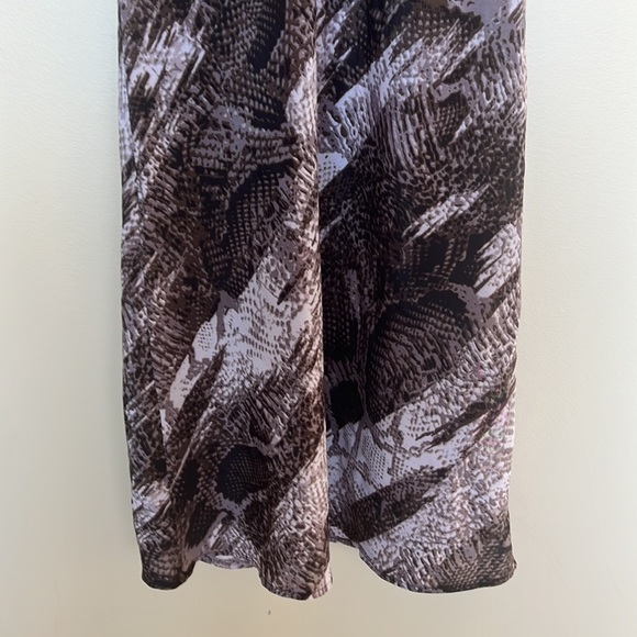 Vintage Brown Animal Print Dress with Vneck and shoulder Bows - Picture 5 of 6